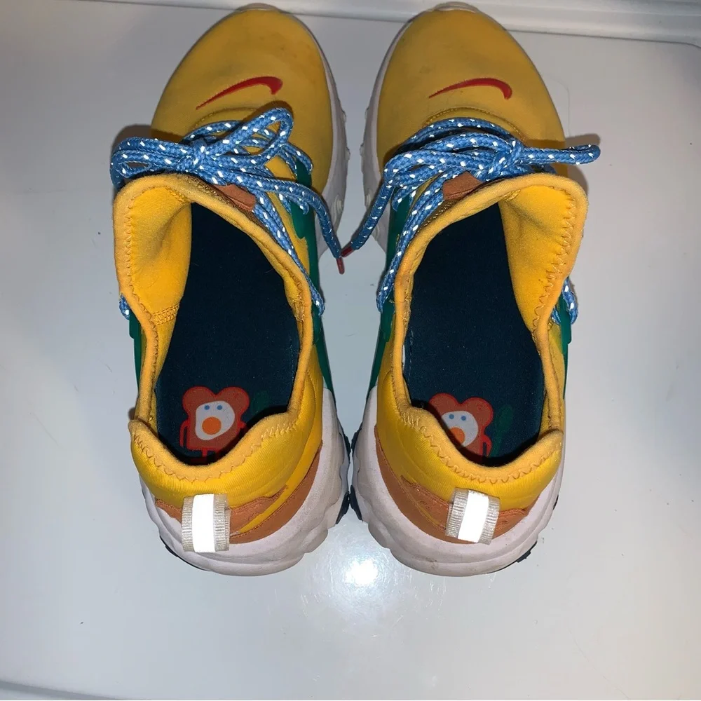 Nike React Presto University Gold Egg Toast Athletic Shoes, size 11. - Picture 4 of 6